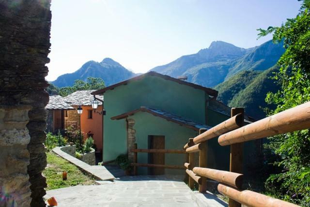 Bed and Breakfast Borgo Delle Panie Careggine Exterior foto